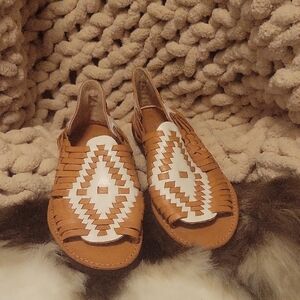 Chamula Huarache Tan and White Woven Sandals